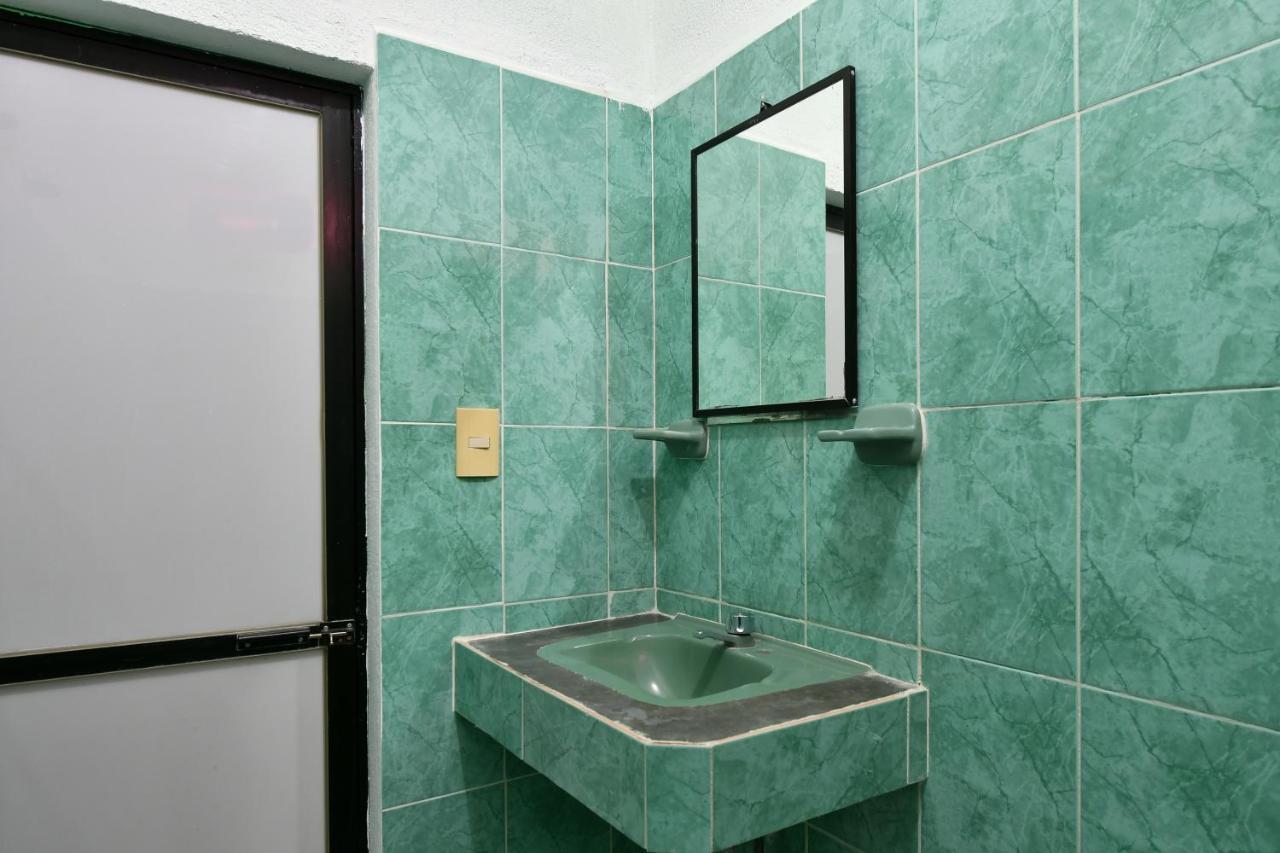 Hotel Costamar, Puerto Escondido ปูแอร์โตเอสกอนดิโด ภายนอก รูปภาพ